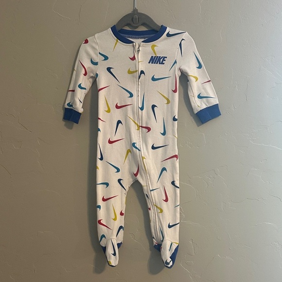 Nike Other - Nike Swooshfetti One Piece 9M Sleeper- Preloved